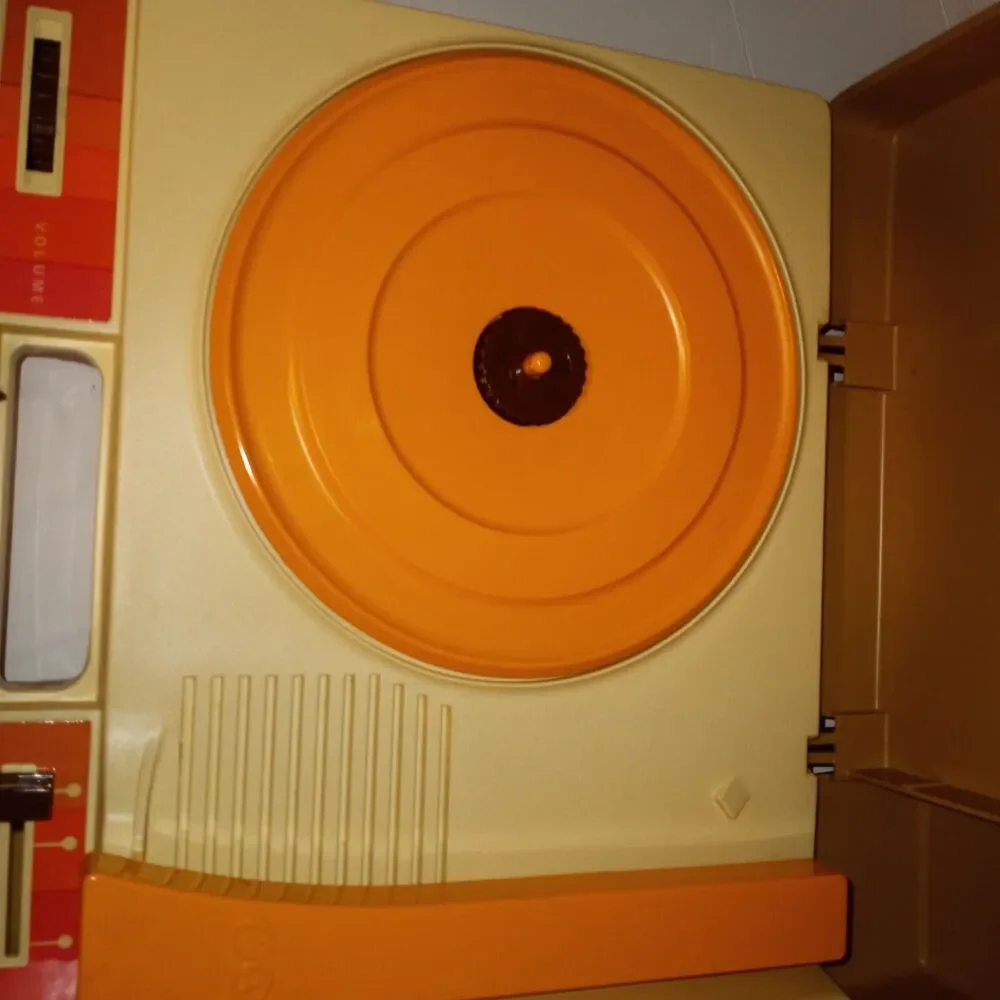 FISHER PRICE MODEL 825 CHILD'S RECORD PLAYER 45s & 33s vintage 1978 WORKS